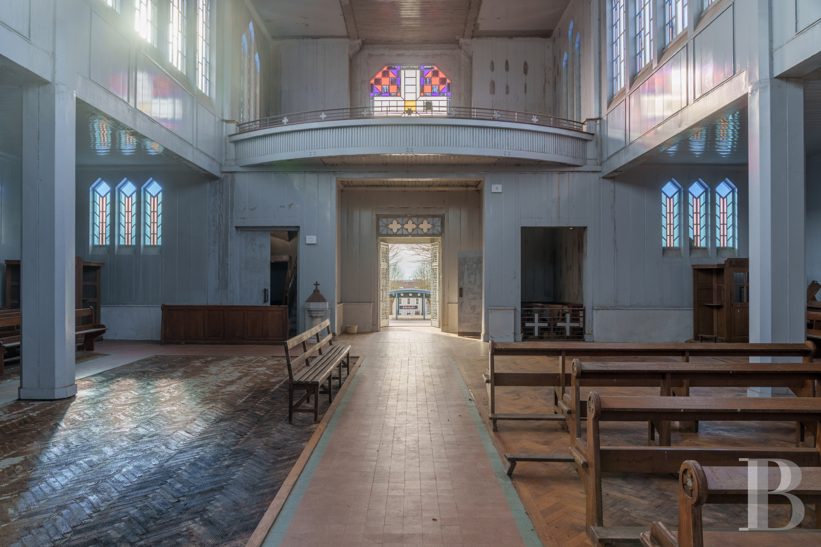À Crusnes, en Meurthe-et-Moselle, à proximité du Luxembourg, une église d'un style unique ouverte à tout projet culturel ou commercial - photo  n°4